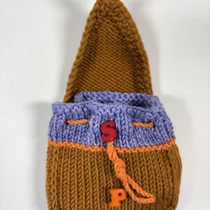 Item# CA060 / Susanna's knit backpack