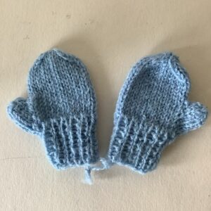 Item# CA010 / Knitted mittens